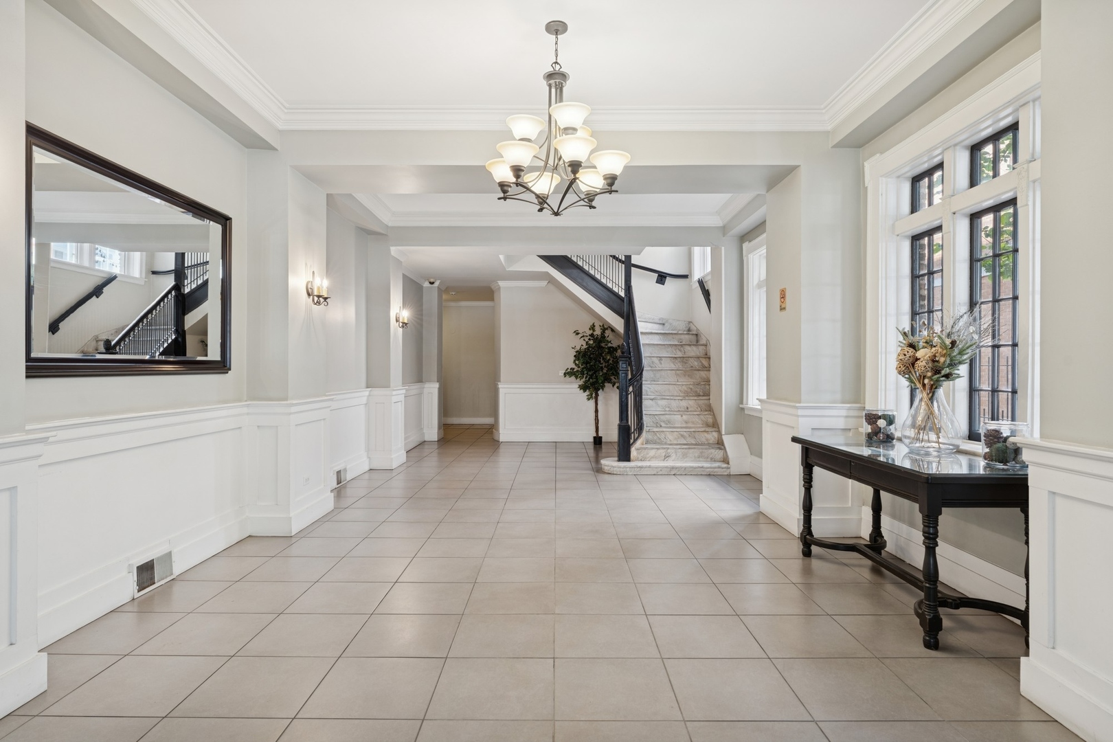 4144 N Sheridan Road 408
