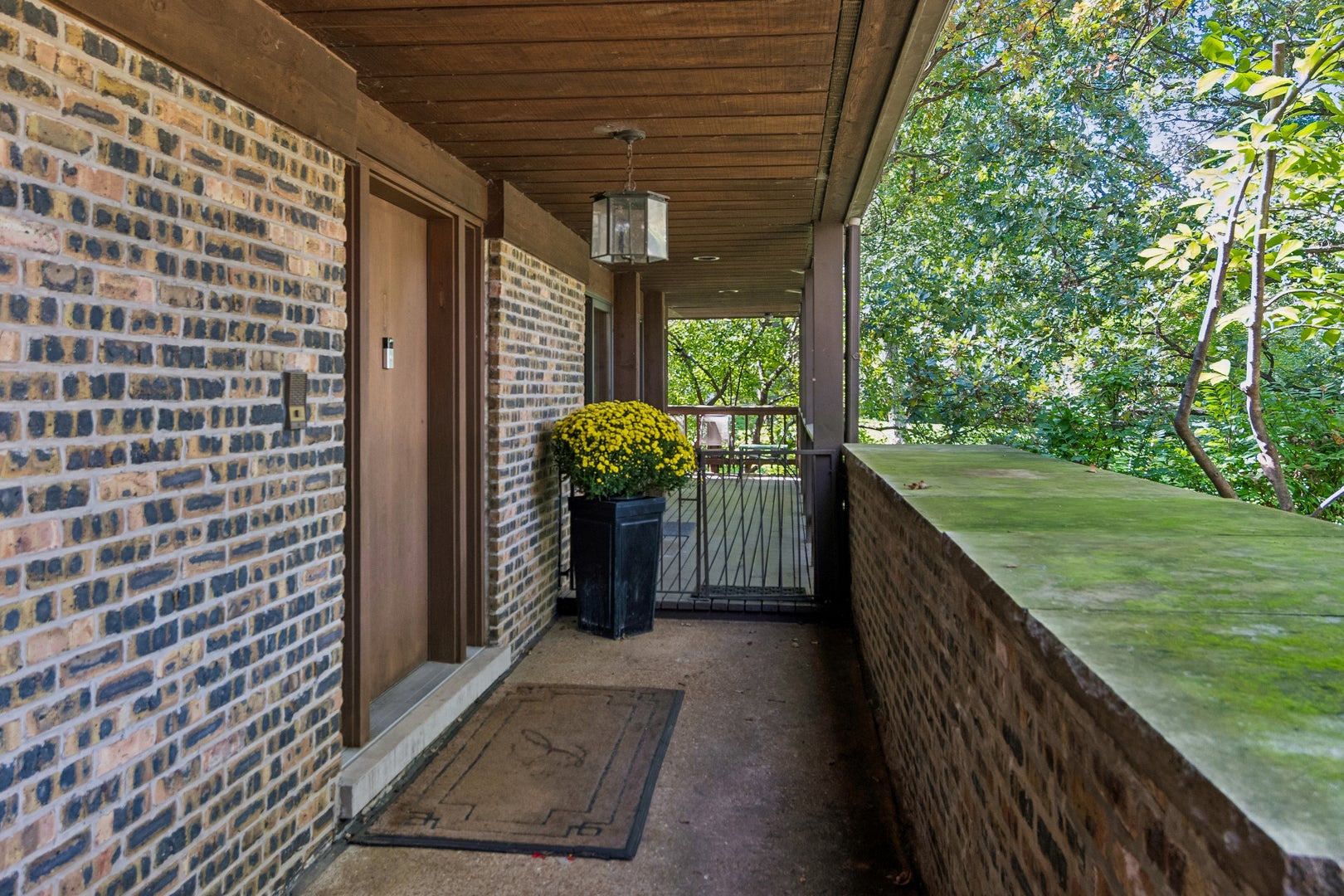 8607 W 93rd Place