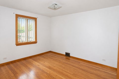 Tiny photo for 4222 Maple Avenue, Lyons, IL 60534 (MLS # 12797799)