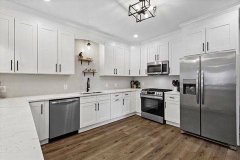 Tiny photo for 619 S Myrtle Avenue, Kankakee, IL 60901 (MLS # 12676260)