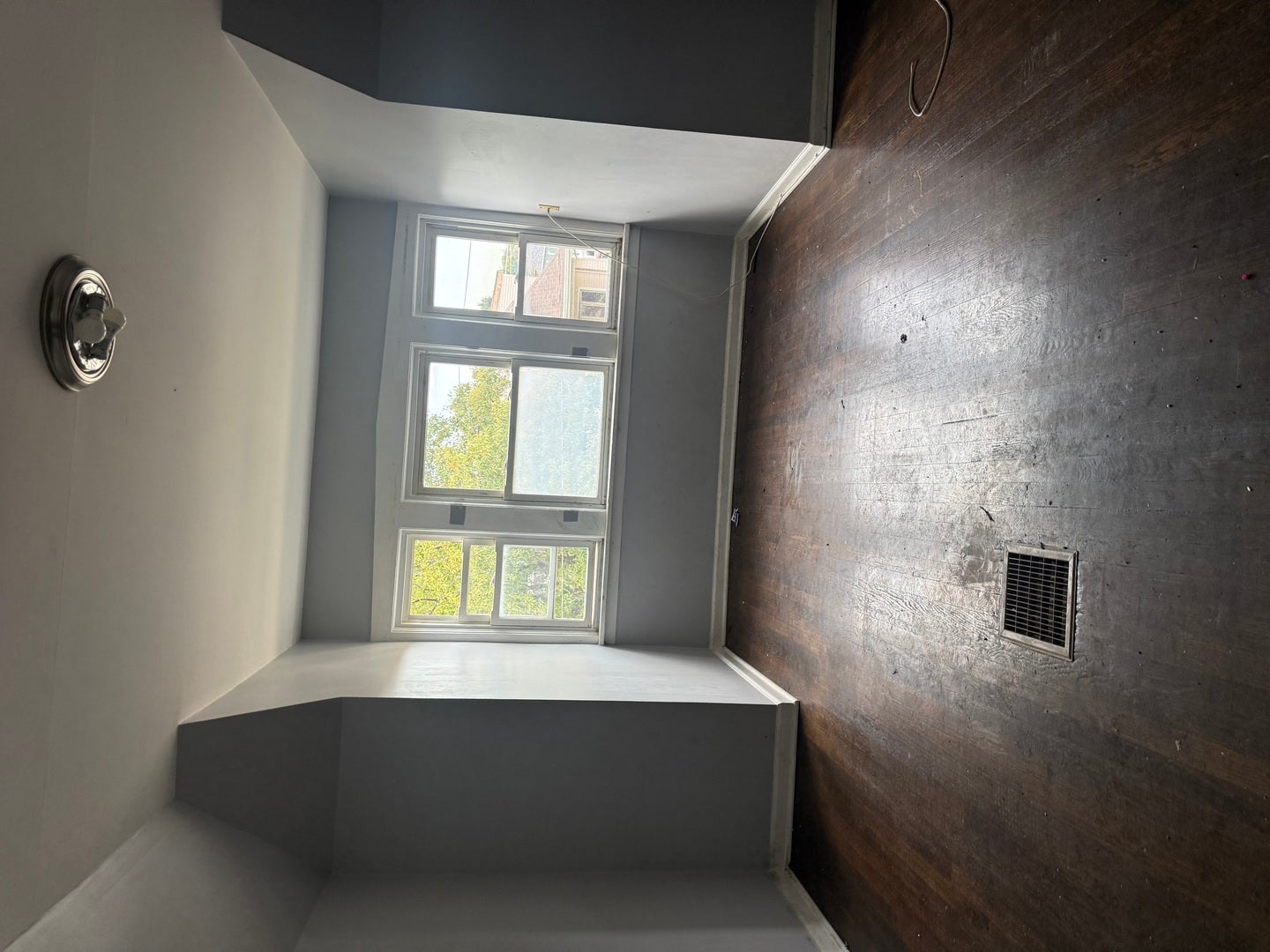 1313 W 72nd Street