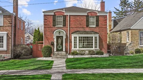 7110 N Odell Avenue Chicago IL 60631