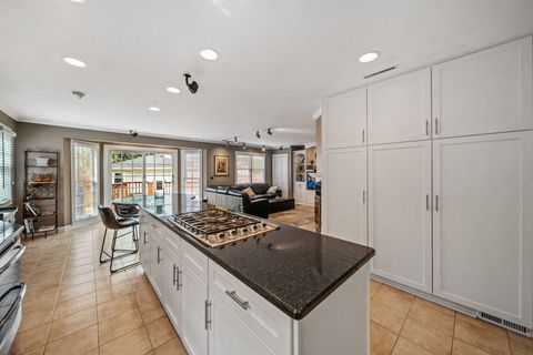 Tiny photo for 7110 N Odell Avenue N, Chicago, IL 60631 (MLS # 12613624)