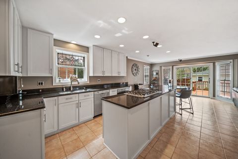 Tiny photo for 7110 N Odell Avenue N, Chicago, IL 60631 (MLS # 12613624)