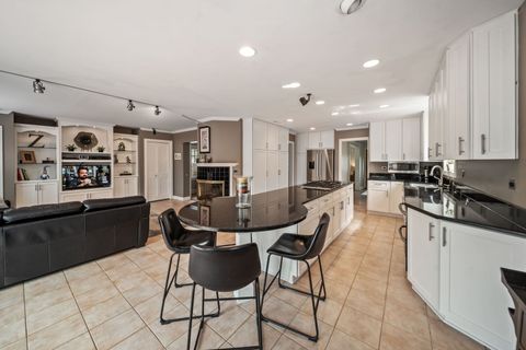 Tiny photo for 7110 N Odell Avenue N, Chicago, IL 60631 (MLS # 12613624)