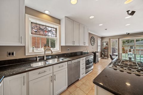 Tiny photo for 7110 N Odell Avenue N, Chicago, IL 60631 (MLS # 12613624)