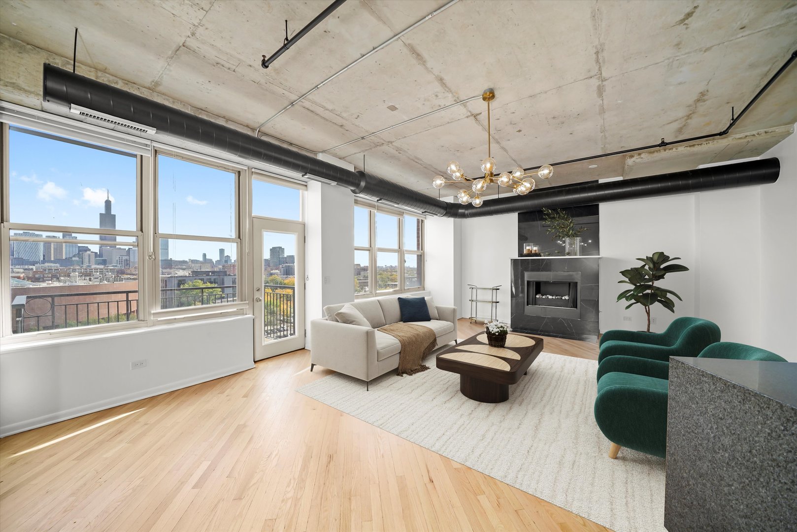 6 S Laflin Street 910