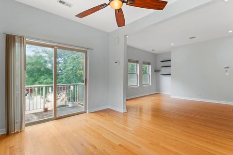 Tiny photo for 4114 S Maryland Avenue, Chicago, IL 60653 (MLS # 12411190)