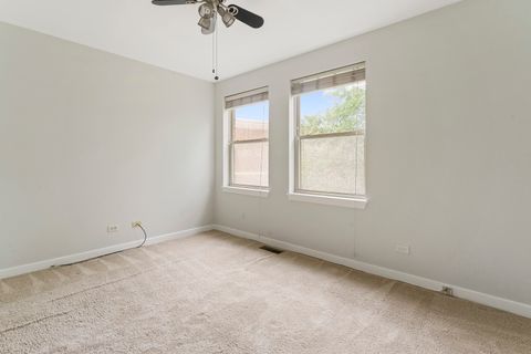 Tiny photo for 4114 S Maryland Avenue, Chicago, IL 60653 (MLS # 12411190)