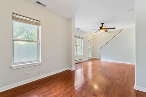 Tiny photo for 4114 S Maryland Avenue, Chicago, IL 60653 (MLS # 12411190)