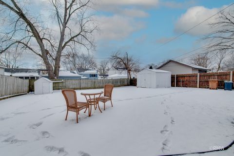 Tiny photo for 147 W Altgeld Avenue, Glendale Heights, IL 60139 (MLS # 12553837)