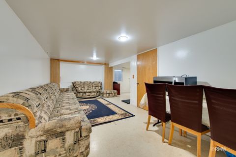 Tiny photo for 147 W Altgeld Avenue, Glendale Heights, IL 60139 (MLS # 12553837)