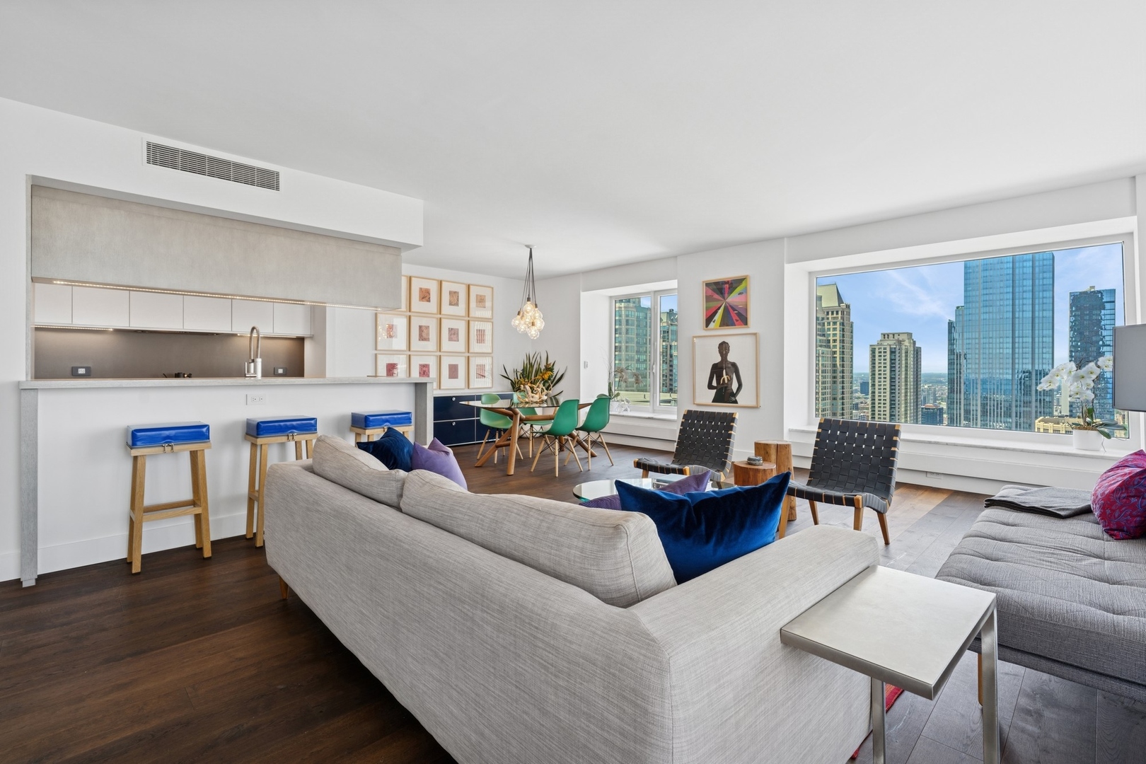 161 E Chicago Avenue 31F