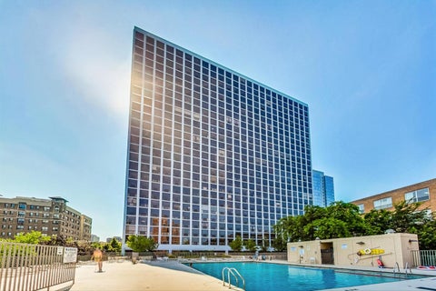 Tiny photo for 4343 N CLARENDON Avenue #2717, Chicago, IL 60613 (MLS # 12647692)