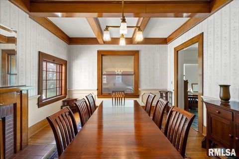 Tiny photo for 216 W POPLAR Street, Harrisburg, IL 62946 (MLS # EB459910)