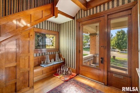 Tiny photo for 216 W POPLAR Street, Harrisburg, IL 62946 (MLS # EB459910)