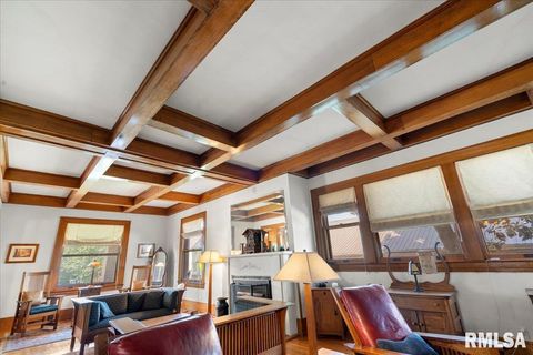 Tiny photo for 216 W POPLAR Street, Harrisburg, IL 62946 (MLS # EB459910)