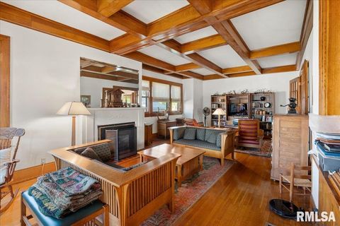 Tiny photo for 216 W POPLAR Street, Harrisburg, IL 62946 (MLS # EB459910)