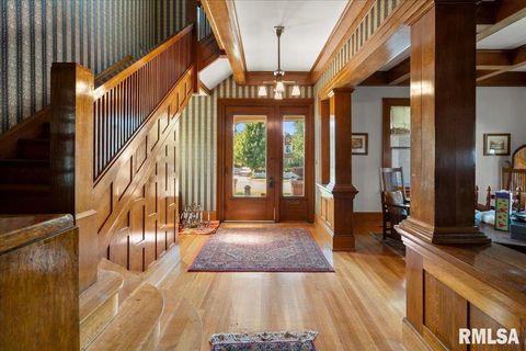 Tiny photo for 216 W POPLAR Street, Harrisburg, IL 62946 (MLS # EB459910)