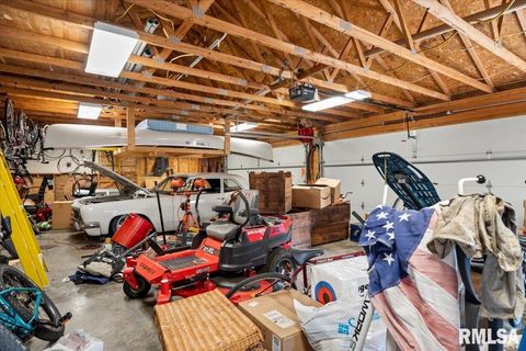 Tiny photo for 216 W POPLAR Street, Harrisburg, IL 62946 (MLS # EB459910)