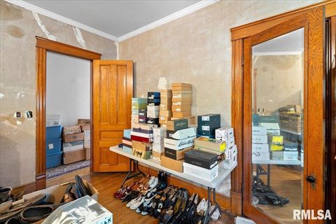 Tiny photo for 216 W POPLAR Street, Harrisburg, IL 62946 (MLS # EB459910)