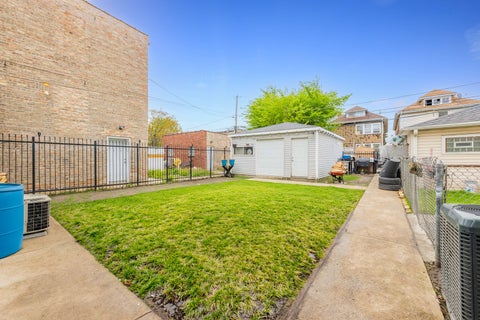 Tiny photo for 6733 S Campbell Avenue, Chicago, IL 60629 (MLS # 12748862)