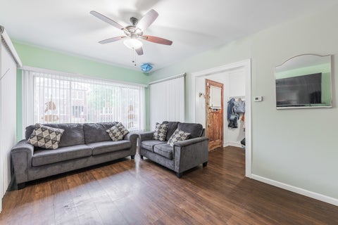 Tiny photo for 6733 S Campbell Avenue, Chicago, IL 60629 (MLS # 12748862)