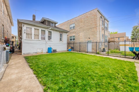 Tiny photo for 6733 S Campbell Avenue, Chicago, IL 60629 (MLS # 12748862)