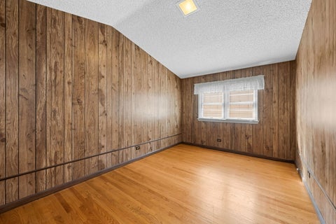 Tiny photo for 1080 Perda Lane, Des Plaines, IL 60016 (MLS # 12769544)
