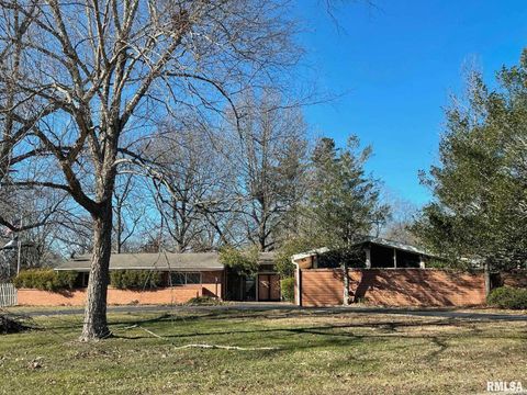 Tiny photo for 7 PINEWOOD Drive, Carbondale, IL 62901 (MLS # EB460753)