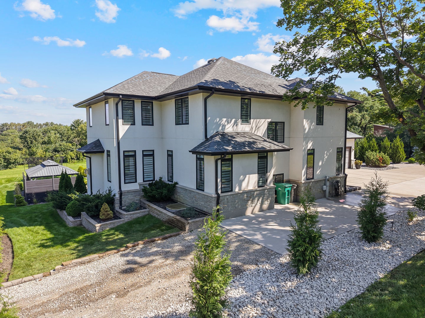 9320 W 144th Place