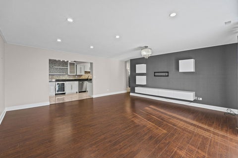 Tiny photo for 1747 W Crystal Lane #207, Mount Prospect, IL 60056 (MLS # 12780166)