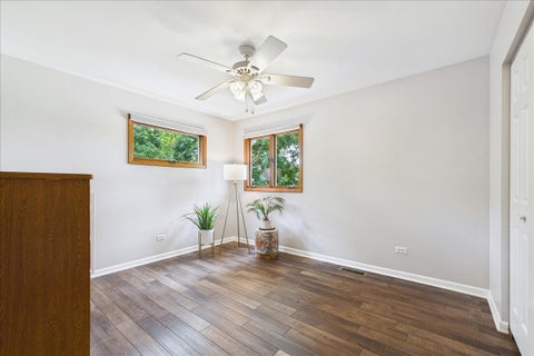 Tiny photo for 33202 N Woodland Terrace, Grayslake, IL 60030 (MLS # 12779835)