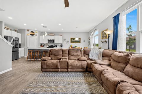 Tiny photo for 6904 Spruce Court, Wonder Lake, IL 60097 (MLS # 12385922)