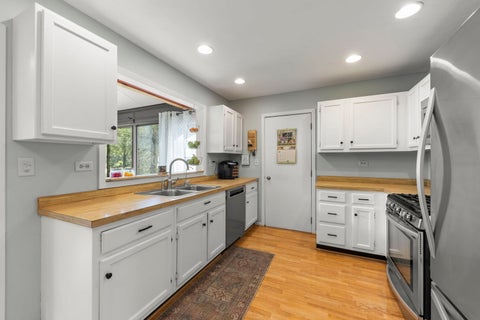 Tiny photo for 30W241 Bedford Lane, Warrenville, IL 60555 (MLS # 12753778)
