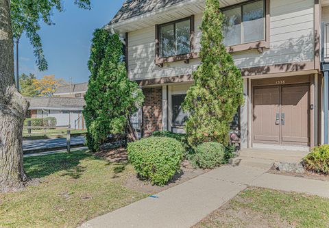 Tiny photo for 1336 Court O Street, Hanover Park, IL 60133 (MLS # 12203616)