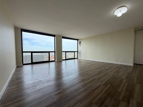 Tiny photo for 4343 N Clarendon Avenue #2505, Chicago, IL 60613 (MLS # 12630252)