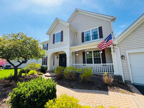 Tiny photo for 802 Autumn Hill, West Dundee, IL 60118 (MLS # 12633884)