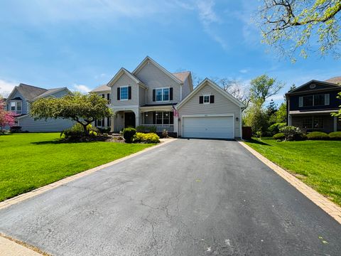 Tiny photo for 802 Autumn Hill, West Dundee, IL 60118 (MLS # 12633884)
