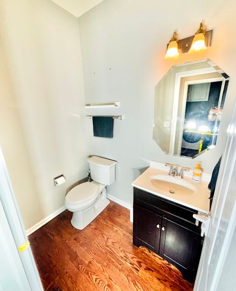 Tiny photo for 802 Autumn Hill, West Dundee, IL 60118 (MLS # 12633884)
