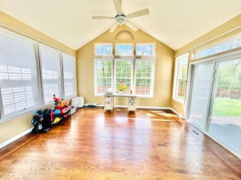 Tiny photo for 802 Autumn Hill, West Dundee, IL 60118 (MLS # 12633884)