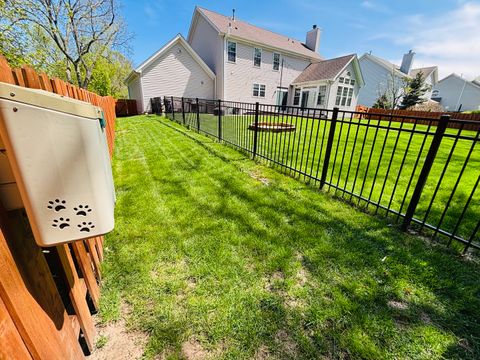 Tiny photo for 802 Autumn Hill, West Dundee, IL 60118 (MLS # 12633884)