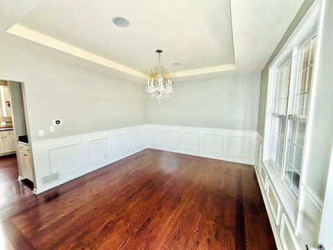 Tiny photo for 802 Autumn Hill, West Dundee, IL 60118 (MLS # 12633884)