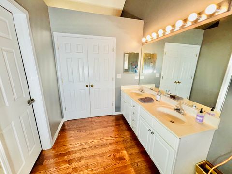 Tiny photo for 802 Autumn Hill, West Dundee, IL 60118 (MLS # 12633884)