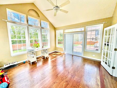 Tiny photo for 802 Autumn Hill, West Dundee, IL 60118 (MLS # 12633884)