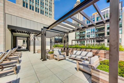 Tiny photo for 435 N Michigan Avenue #1105, Chicago, IL 60611 (MLS # 12416159)