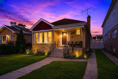 Photo of 11831 S Artesian Avenue, Chicago, IL 60655 (MLS # 12743222)