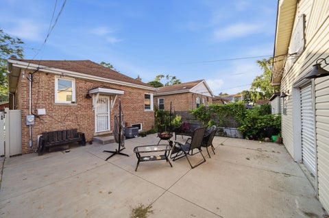Tiny photo for 11831 S Artesian Avenue, Chicago, IL 60655 (MLS # 12743222)