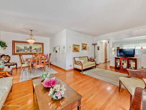 Tiny photo for 3800 Highland Avenue, Berwyn, IL 60402 (MLS # 12719802)