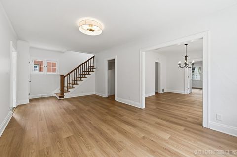 Tiny photo for 216 S Commonwealth Avenue, Aurora, IL 60506 (MLS # 12655993)